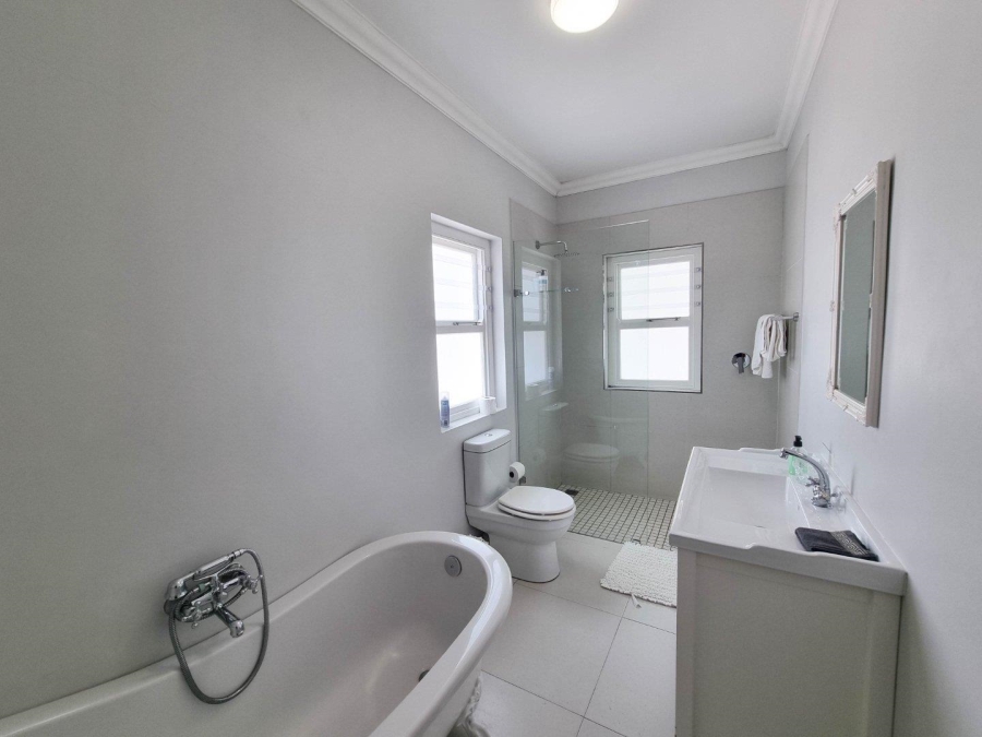 2 Bedroom Property for Sale in Westcliff Western Cape